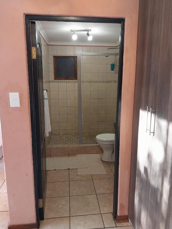 Kwena Maribane Lodge Bronkhorstspruit Bagian luar foto