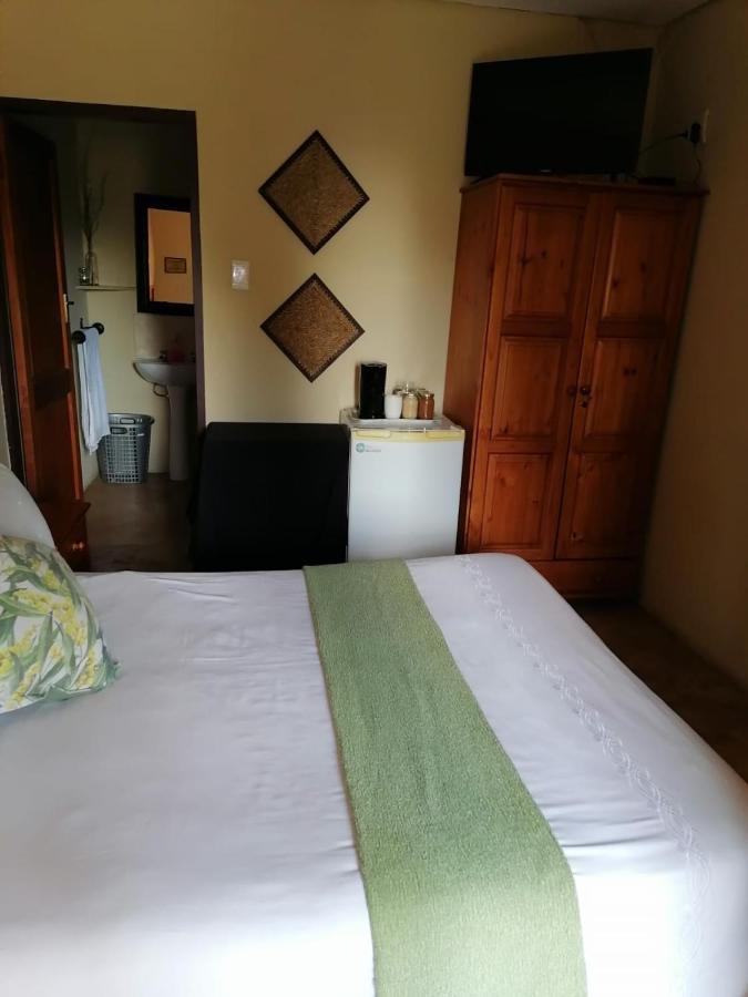 Kwena Maribane Lodge Bronkhorstspruit Bagian luar foto